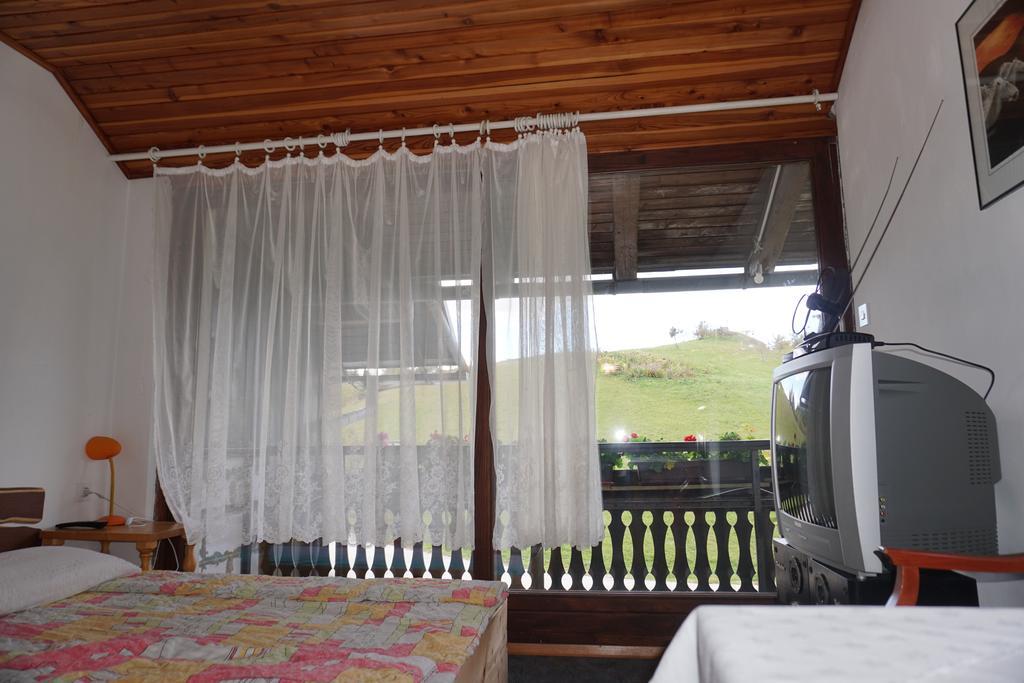 Guest House Beli Kamen Vojsko エクステリア 写真